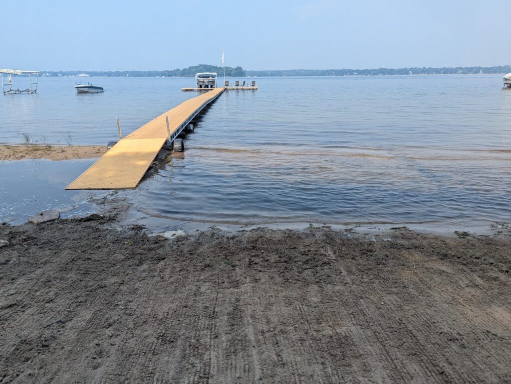 Seasonal Dock & Beach Maintenance – Lake Waconia HOA
